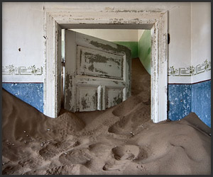 080810_desert_indoors_t