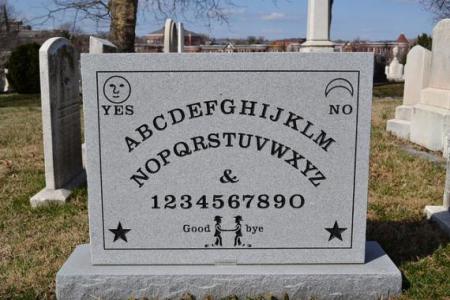 elijah-bonds-gravesite-first-patentee-ouija-board-18279-large_slideshow